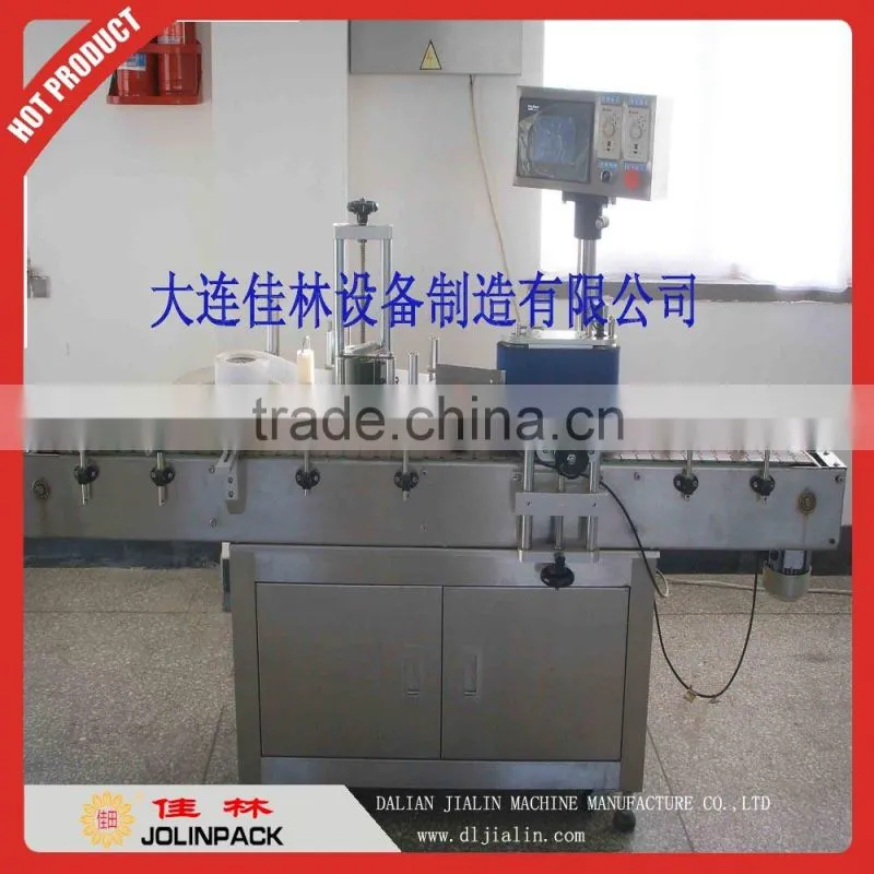 Automatic top labeler machine with printer in food packaging
