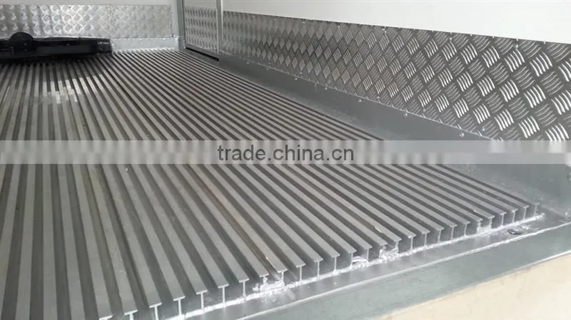 Professional refrigerated trailer with low price