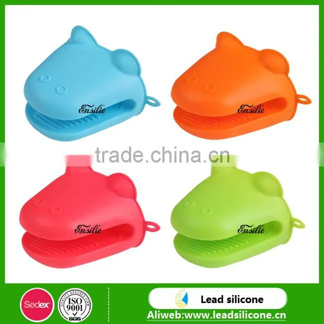 Colorfull animal silicone glove,heat resistant oven mitt for waterproof