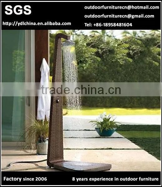 outdoor rattan shower with aluminum frame