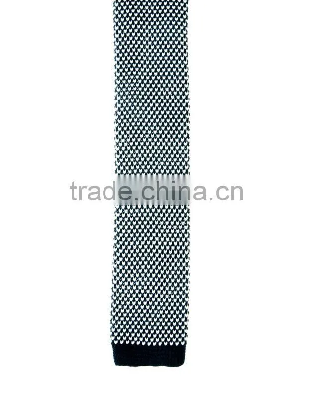 Knit Tie With Flecks