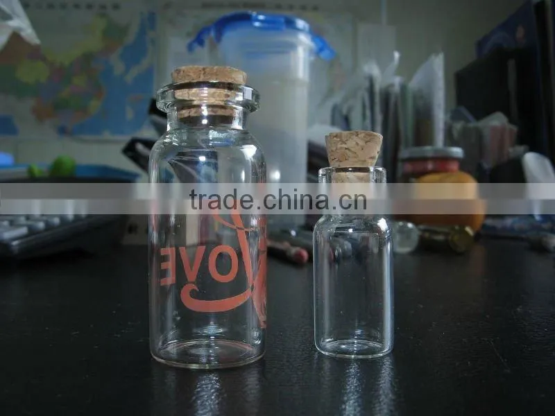 Hot sale Slim Glass Bottle With Cork
