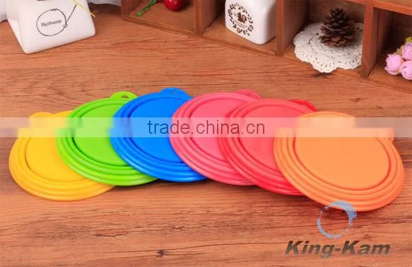 Travel silicone dog bowl feeder with different colors