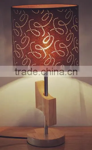 small decorative table lamp, gift lamp, vintage style table lamp in wooden base
