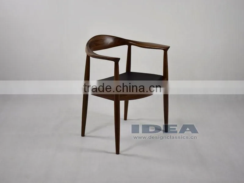 Replica Hans Wegner The Round One Chair - Solid Walnut Wood - Black Genuine Leather