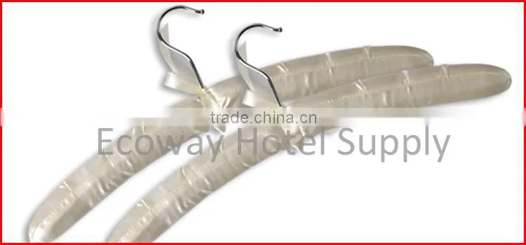 Factory Custom High Quality wholesale Hotel Portable Coat Hanger