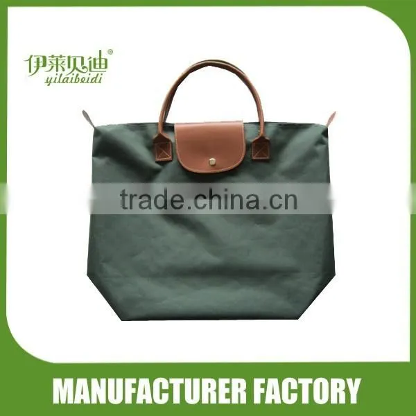 Foldable shopping bags with heart printed