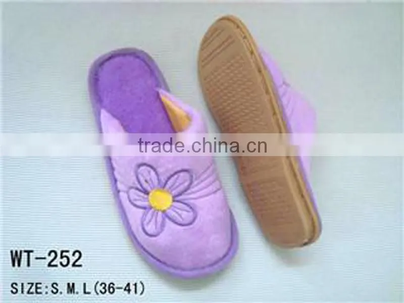 Cheapest Ladies Winter Slippers, Fashion Nude Home Slippers, Brand Name Ladies Hotel Slipper