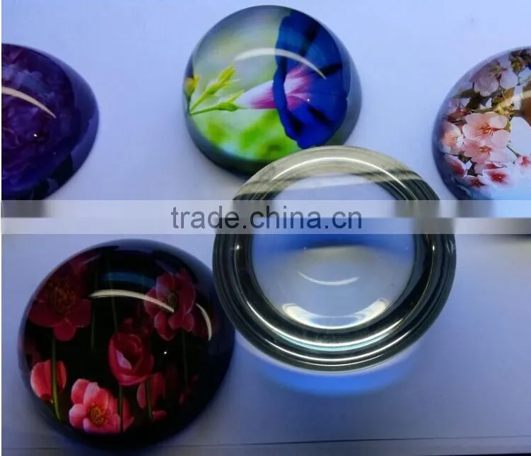 Half-ball Europe Regional Feature Crystal Paperweight for Business Gift