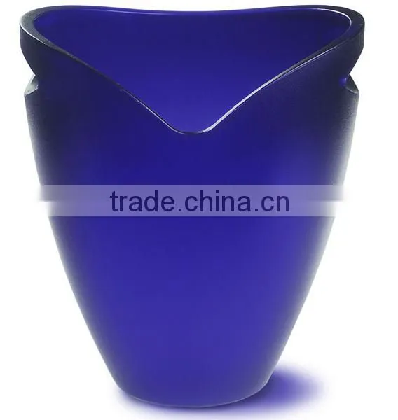 New frosted plastic champagne ice bucket, wine beer bucket with two handles