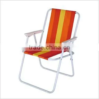 107C057-1 Tall folding camp stool with back