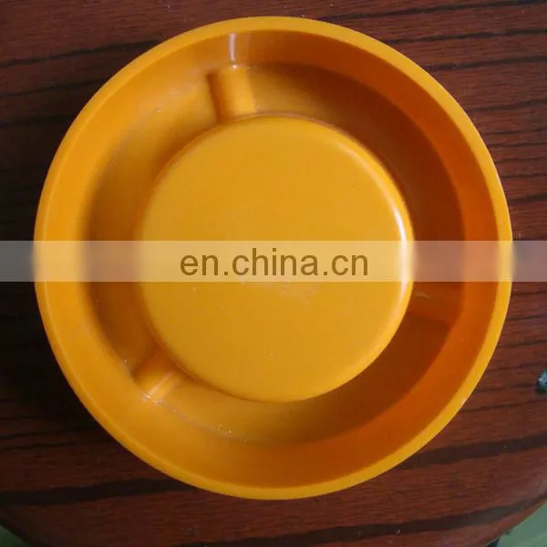 2014 new product golf shape plastic ashtray cheap ashtray factory