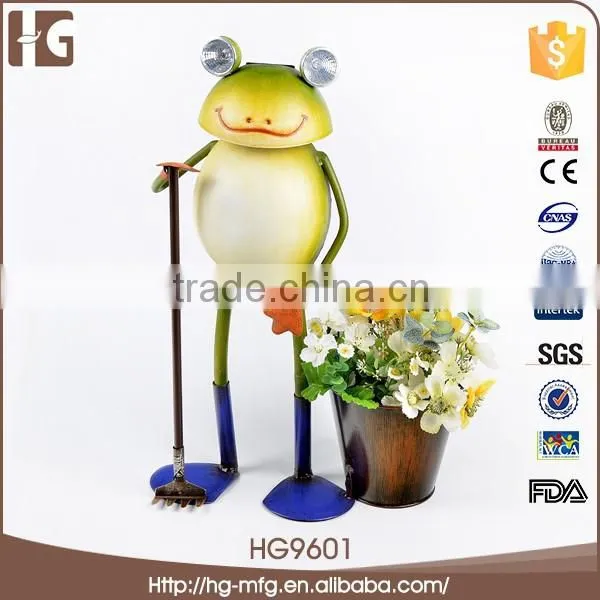 Lovely Frog Flowerpot Metal Garden Art