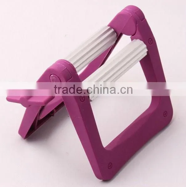 toothpaste tube squeezer
