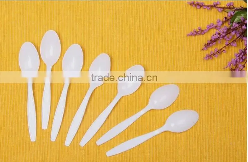 Medium Weight Disposable Plastic Flatware Soupspoons