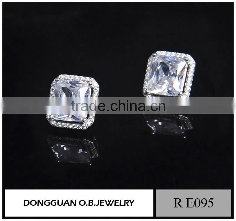 2 gram gold beautiful designed earrings European popular square stud earrings