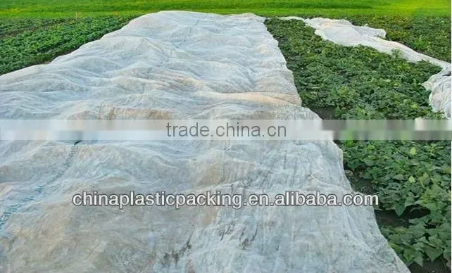 White agriculture frost cover/vegetables cover roll