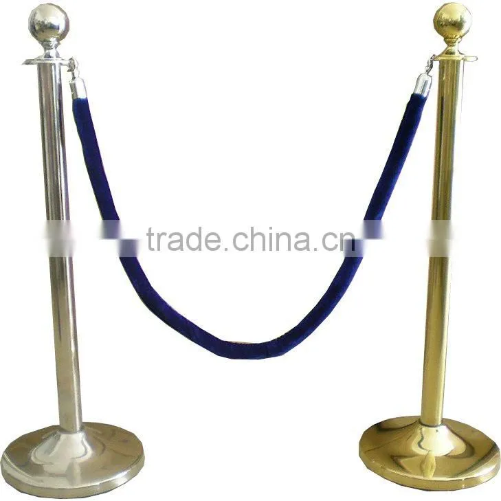 Queue Barrier with 5m Retractable Belt