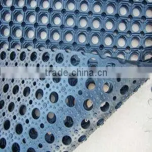 rubber drainage mat