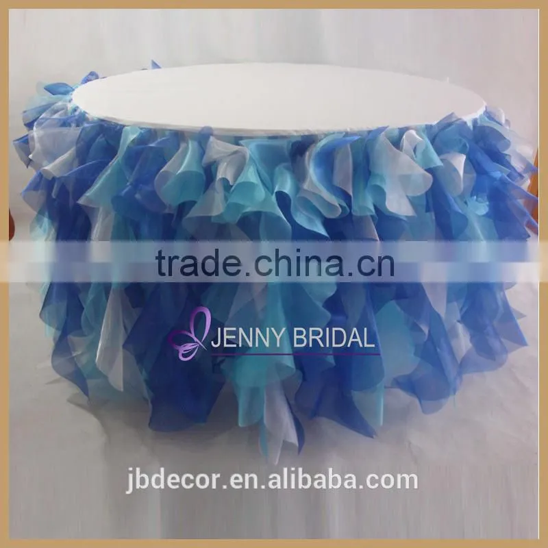 TC012A beautiful organza wedding decoration table covers