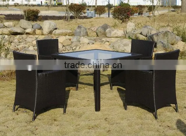 Granco KAL1000 outdoor aluminum table and chair