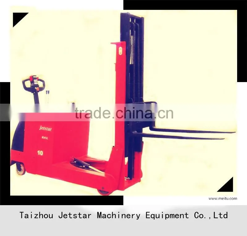 Manufacturer 2016 Newest Efficient Counter Balanced Fork Lift Truck