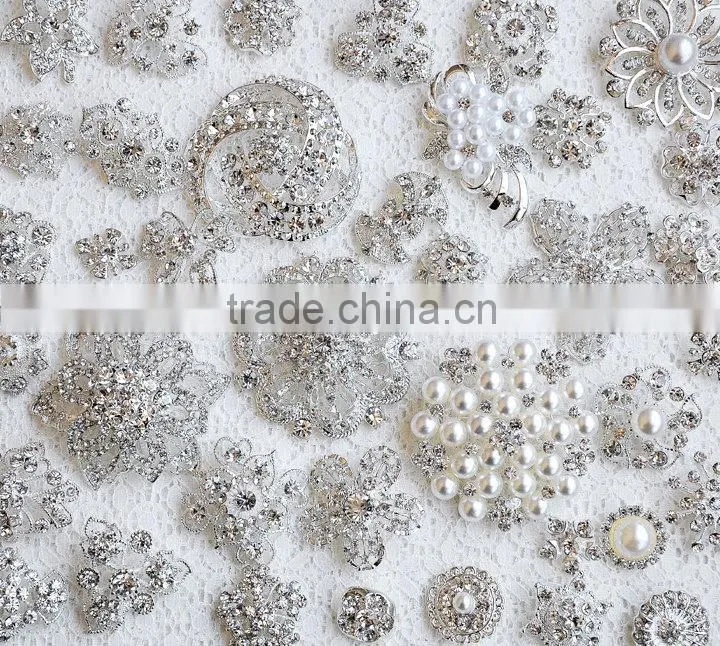Rhinestone Button Brooch Embellishment Pearl Crystal Wedding Brooch Bouquet Cake Hair Comb Clip Large Assorted Decoration