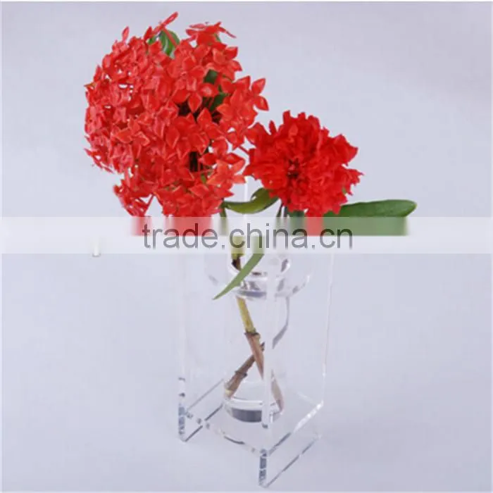 custom manufacturing clear Acrylic vase for fashion