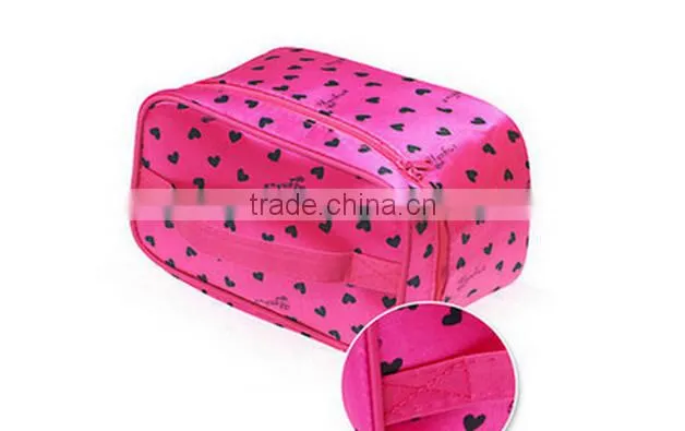 bulk round red cosmetic bag wholesale