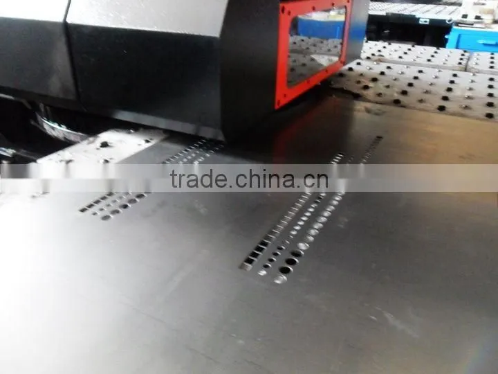 CNC Hole Punching Machine/Punch Press For Metal Plate