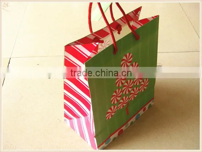 Shenzhen OUV Fancy Paper Gift Bags Bulk