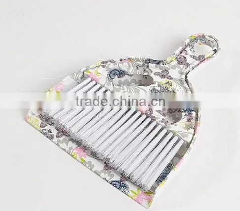 printed plastic dustpan and brush set for table
