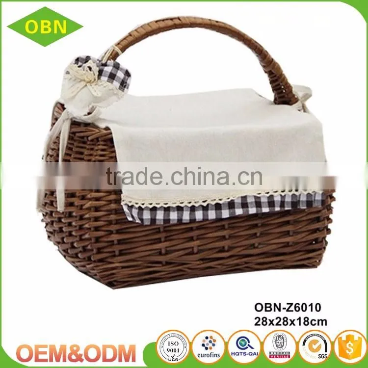 China wholesale customized handmade 100% natural antique wicker egg basket with fabric cover