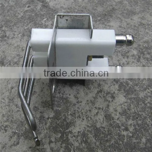 Alumina ceramic igniter needles