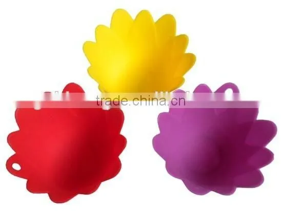 The new beautiful and durable home required silicone Egg Cooker