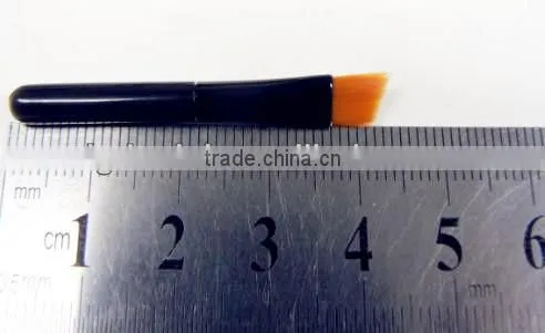 professional cosmtic makeup Tiny Angle Brow Brush
