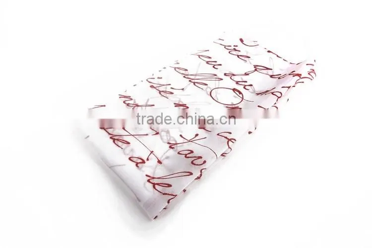 2016 china Supplier Good Quality Tnt Printed Cheap Nonwoven Tablecloths For Restaurant