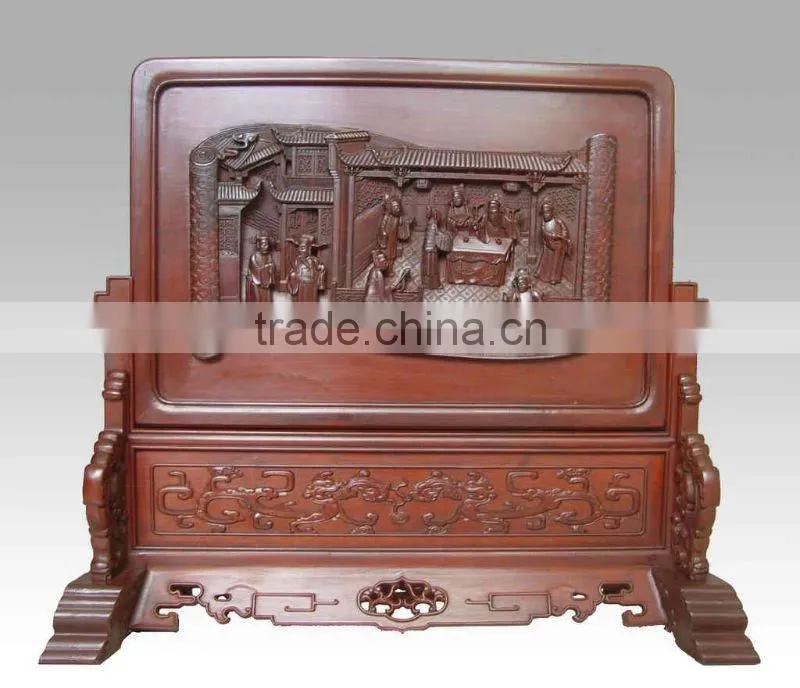 wooden screen,"The scenery of landspace"