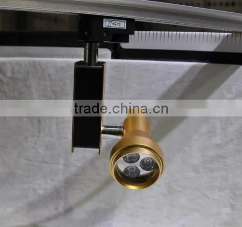 Certificated led tracking light