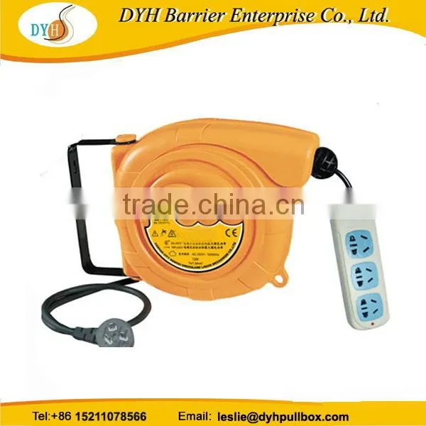 Alibaba china innovative 15M take-up cable reel with handlamp