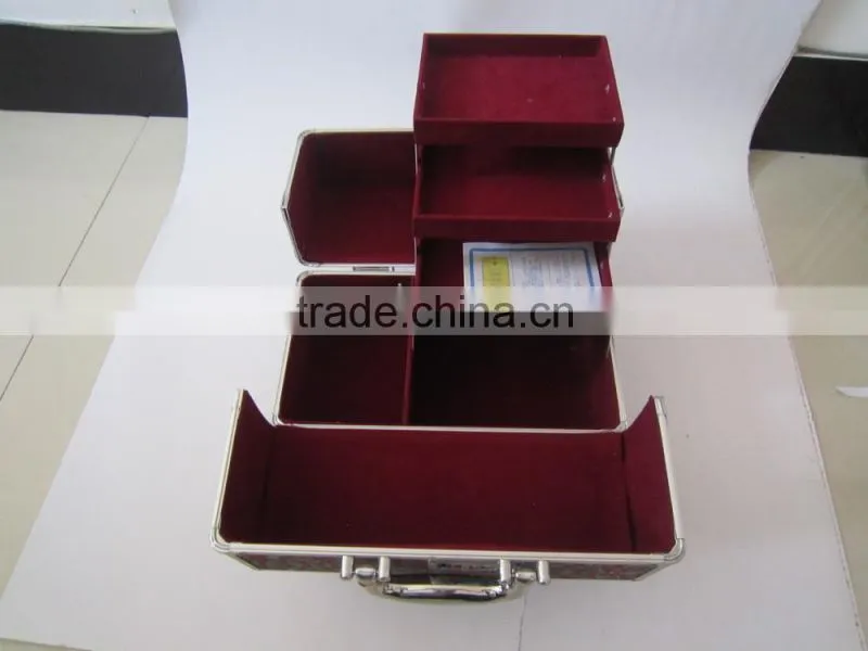 Colorful cheap portable professional aluminum cosmetic display case