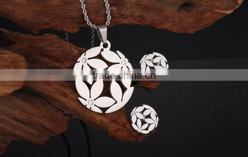 fashion cheap 24 carat gold plated earrings pendant jewelry set made in china