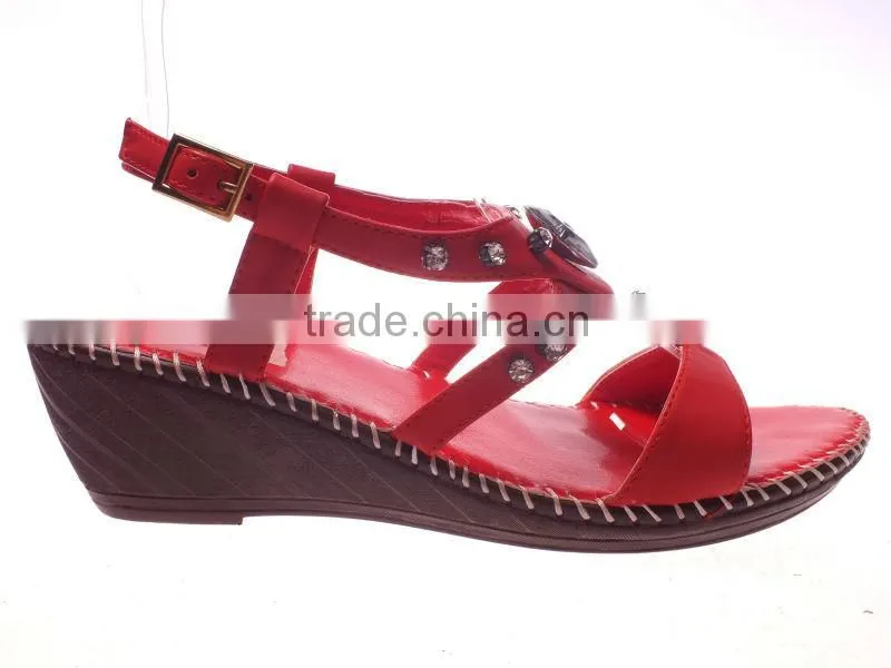 Ladies fancy low heel shoes mark-thread soft sole slippers