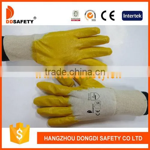 DDSAFETY Hot Sale Yellow Nitrile Material Gloves