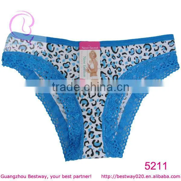2014 sex image women wearing sex leopard panties with lace