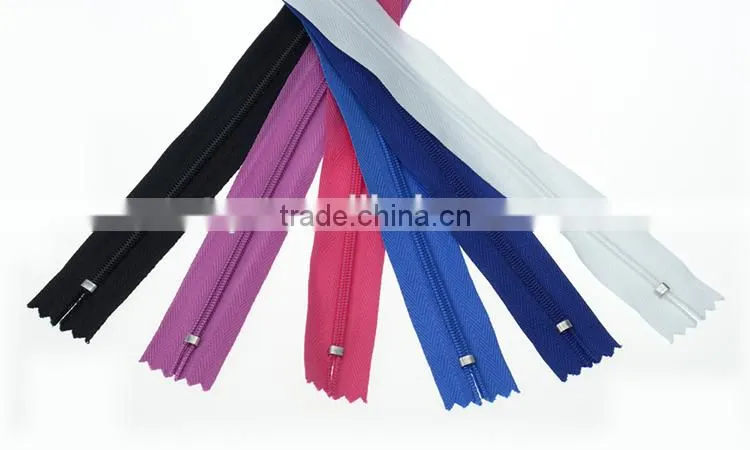 High Quality Colorful Long Chain Clothes Nylon Zipper Close-end Custom Nylon Zipper