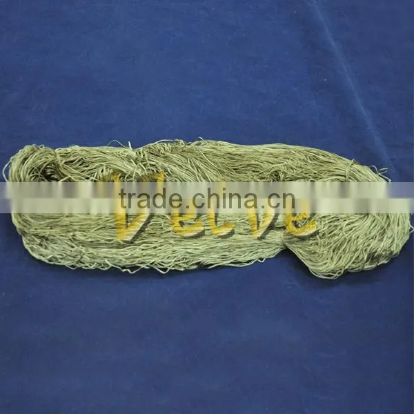 Waxed braided polyester thread for shoes sewing