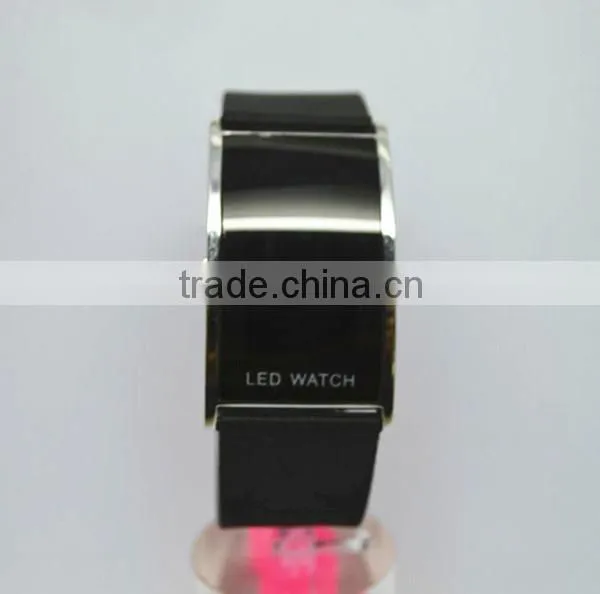 LED silicone watch for man with colorful silicone strap,red or blue led lights