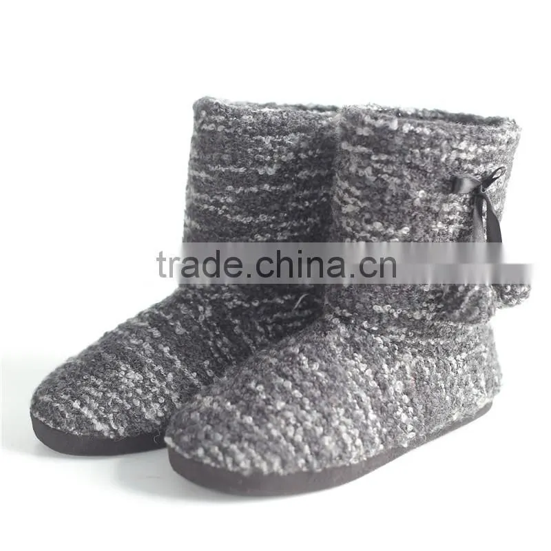 Ladies slipper boot with pompom
