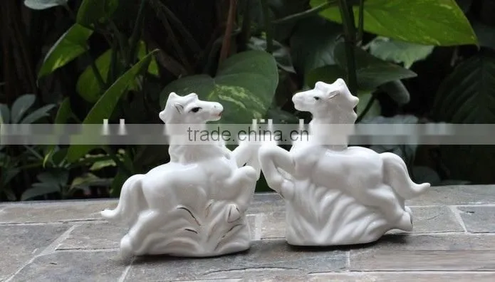 ceramic white horse salt & pepper shaker set